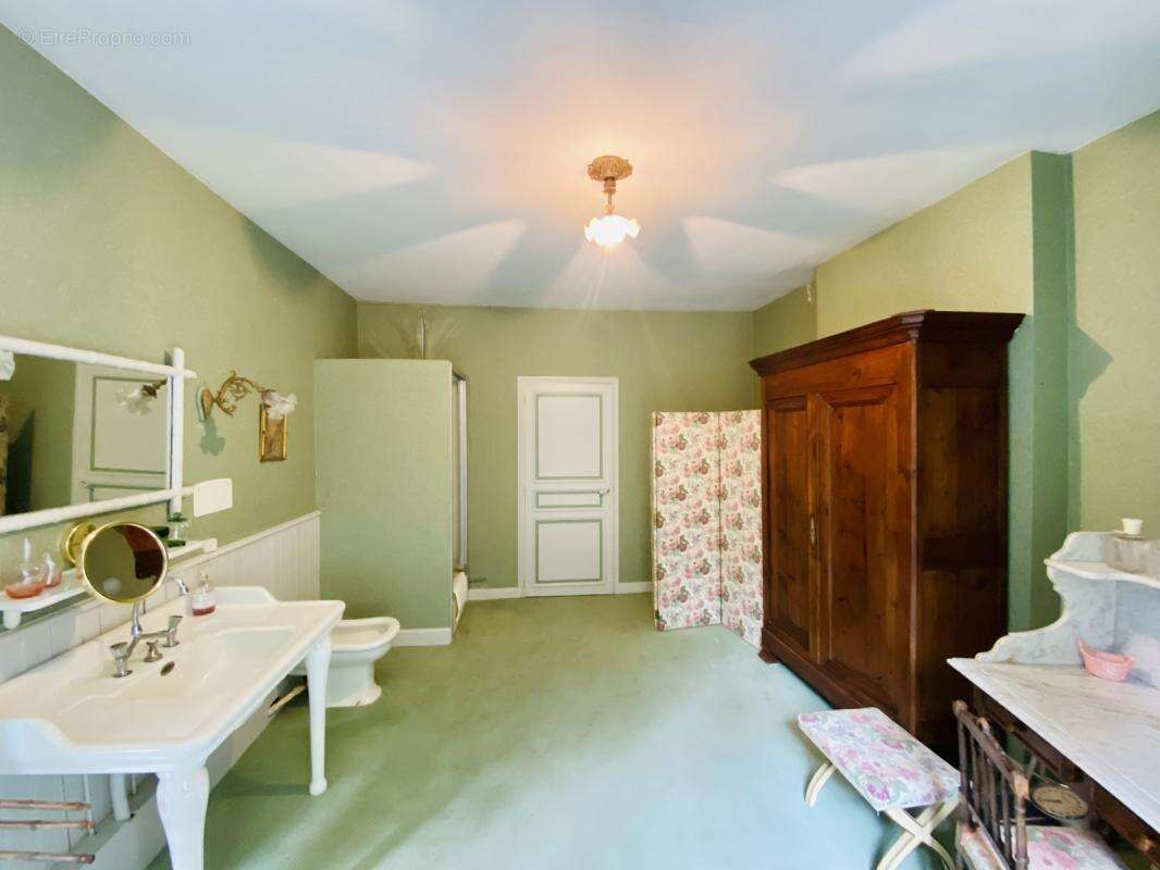 Maison à LES MARTYS