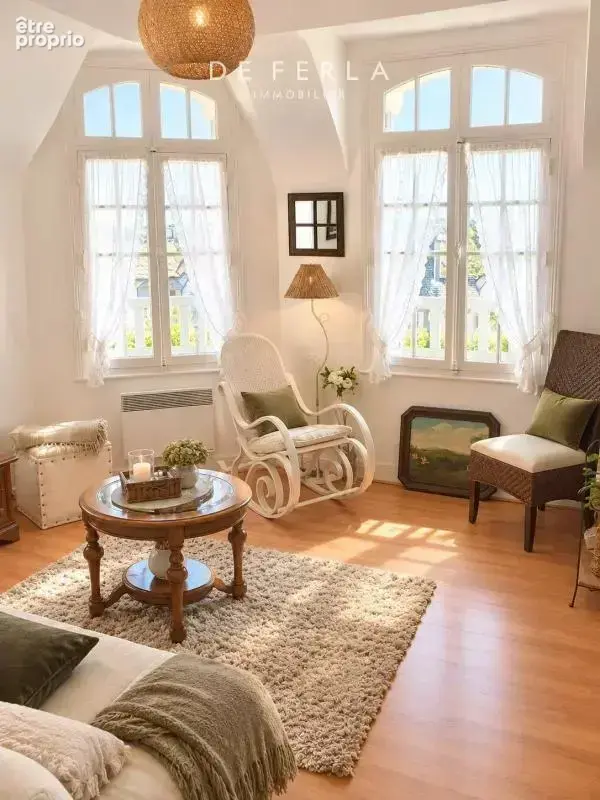 Superbe duplex dernier étage avec jardin et vue incroyable en plein centre - photo 5
