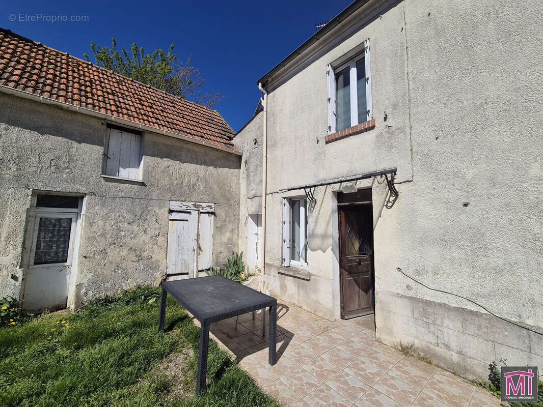 Maison à BETZ
