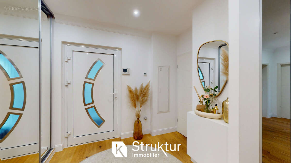 Appartement à SEREMANGE-ERZANGE