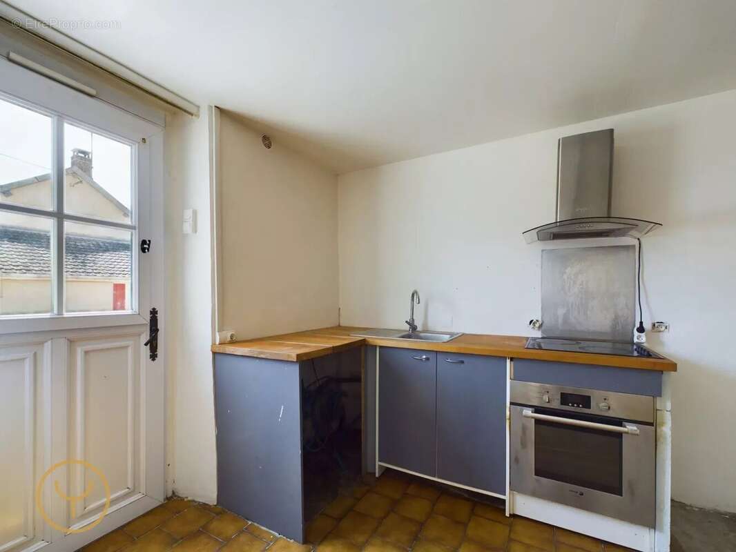 Maison à ROMILLY-SUR-SEINE