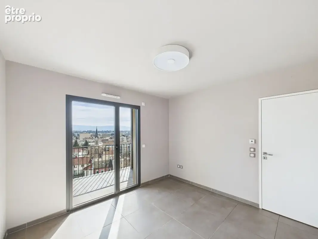 Appartement 144m² duplex t6 avec 3 terrasses  2 garages  1 cave - photo 10