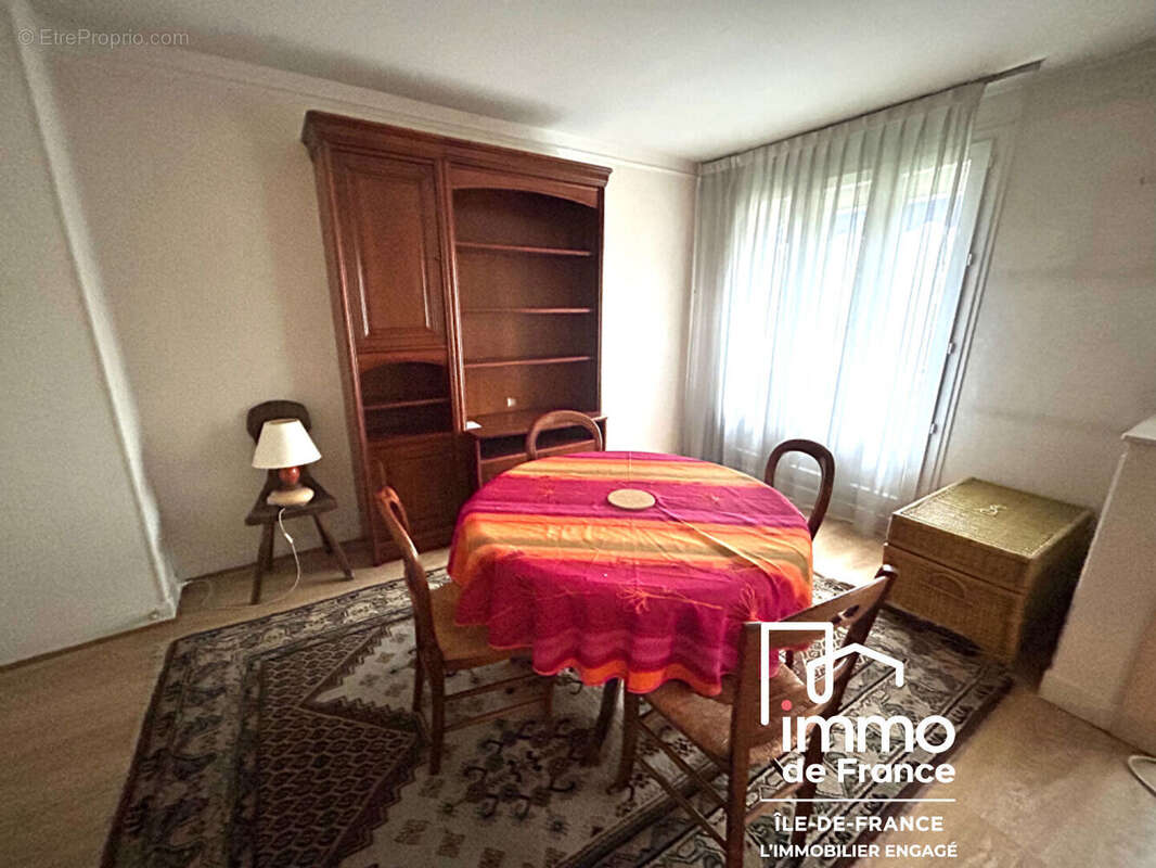 Appartement à ROSNY-SOUS-BOIS