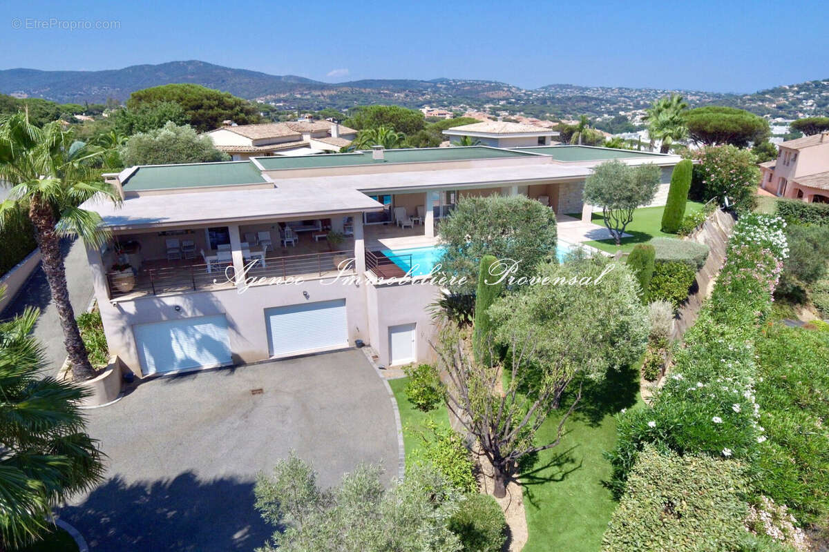 Maison 540 m² à Sainte-Maxime  - photo 2