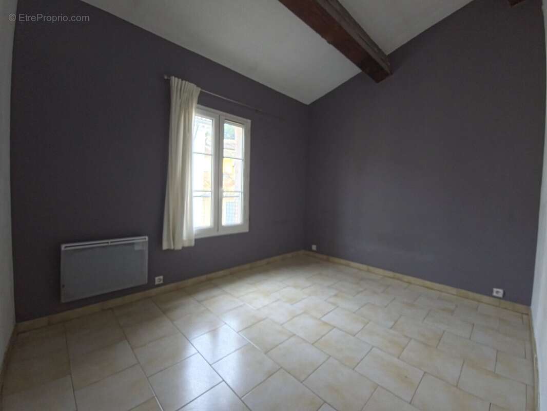 Appartement à MEYRARGUES