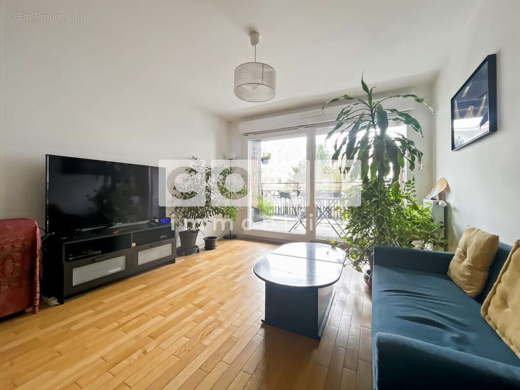 Appartement à COLOMBES