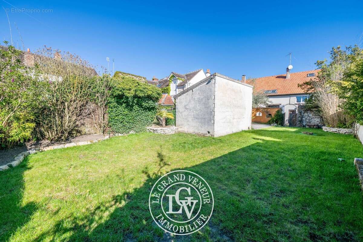 Maison à SAMOIS-SUR-SEINE