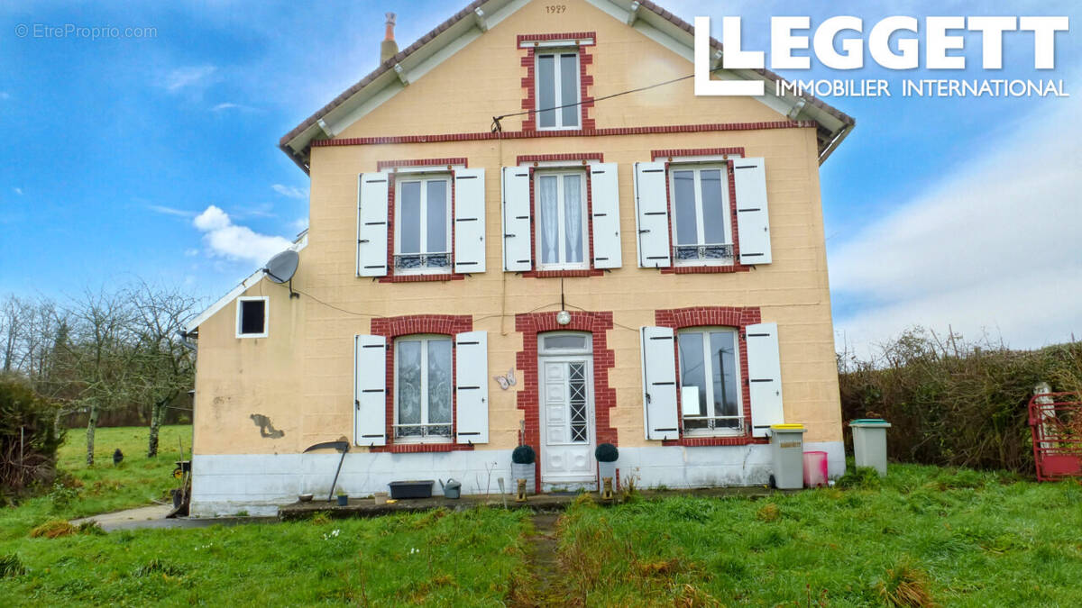 Maison à LOURDOUEIX-SAINT-MICHEL