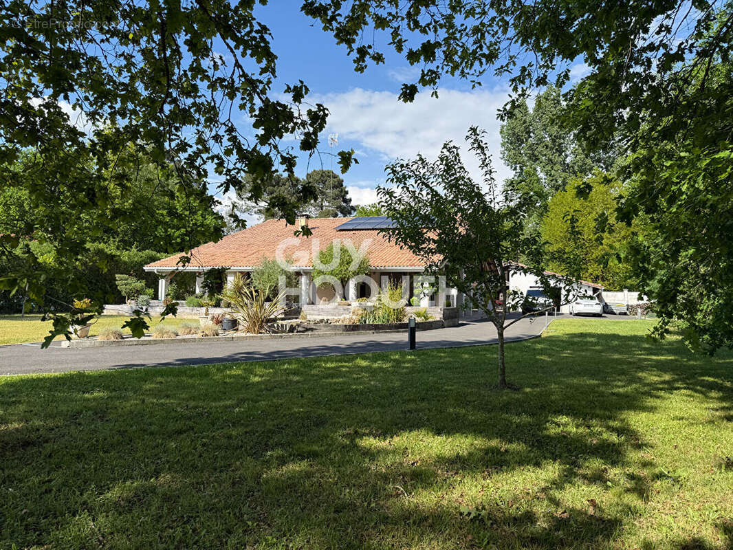 Maison à CASTELNAU-DE-MEDOC