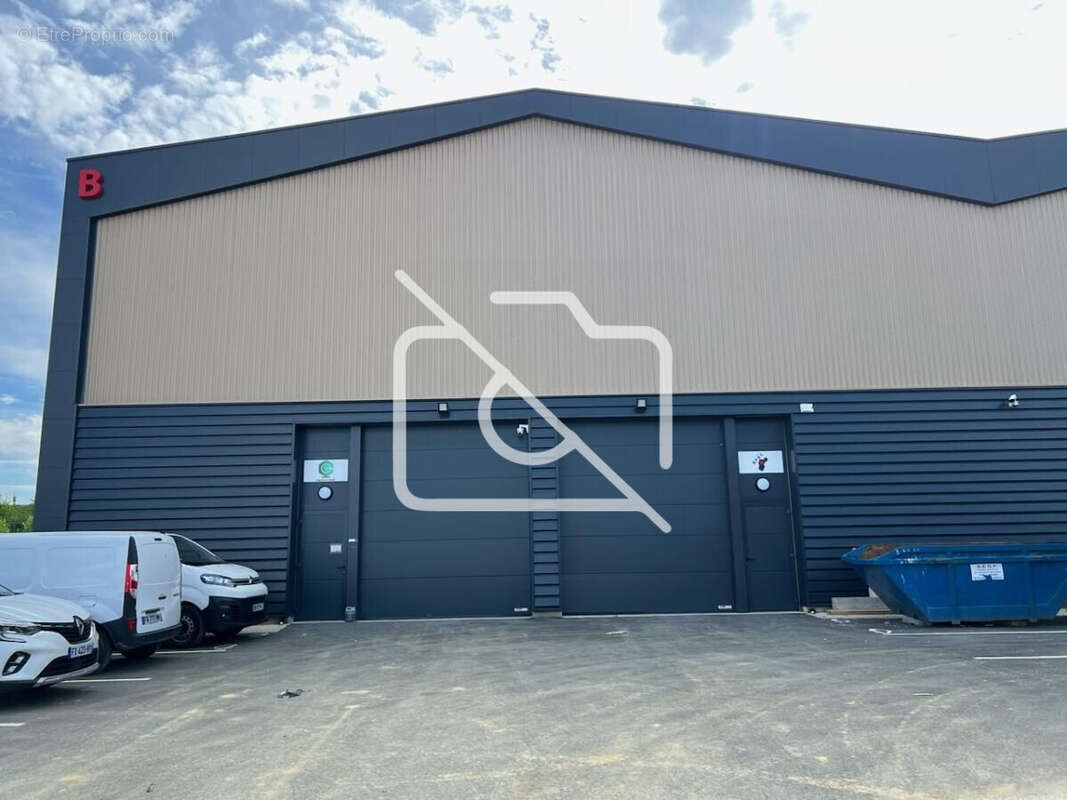 Commerce à MOISSY-CRAMAYEL