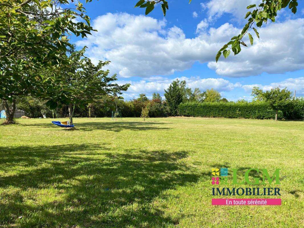 Maison à LABASTIDE-SAINT-PIERRE