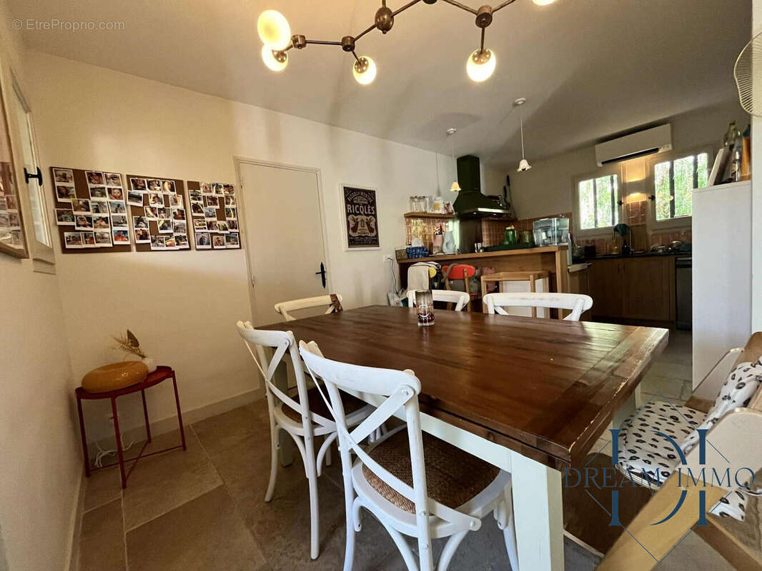 Maison à SOLLIES-PONT