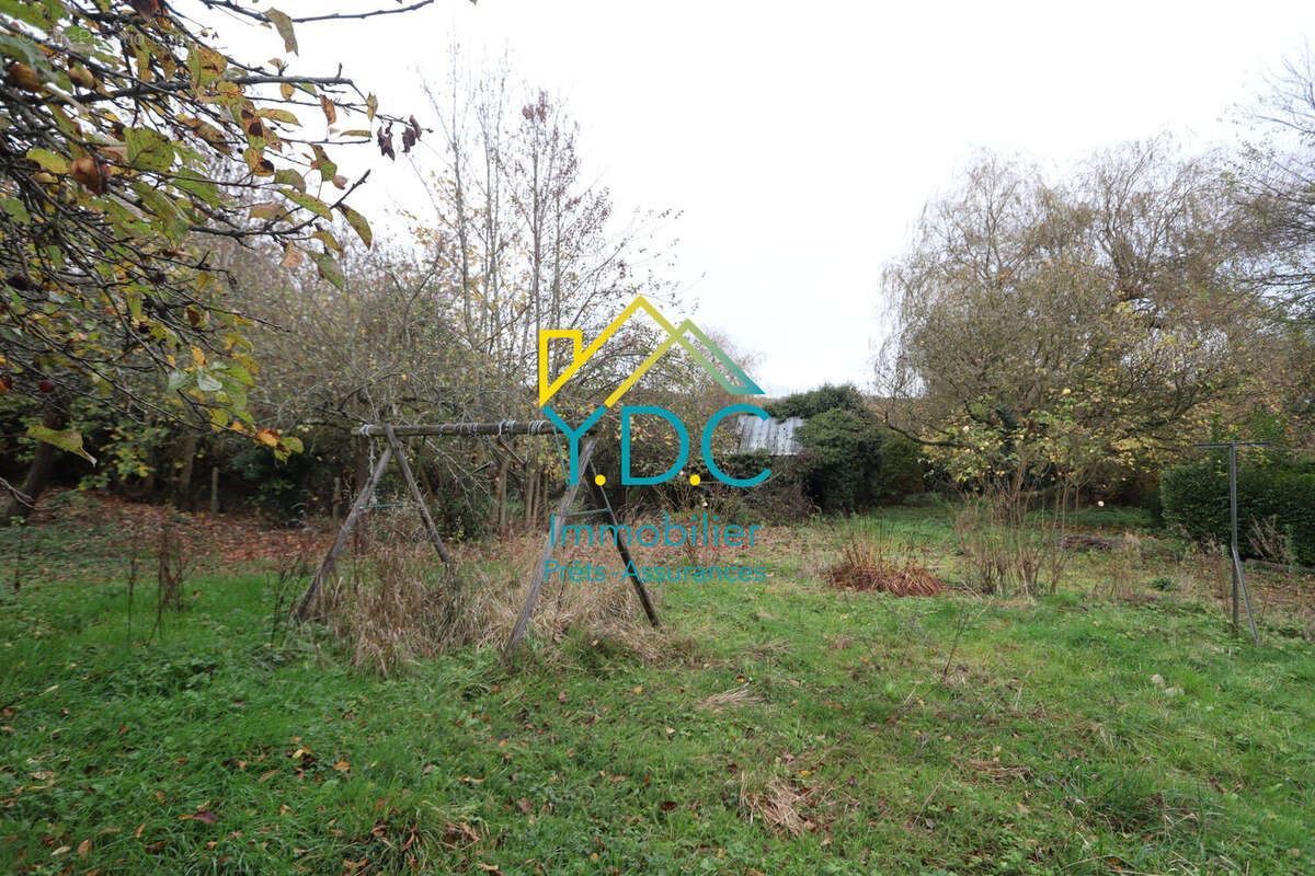 Terrain à HERICOURT-EN-CAUX