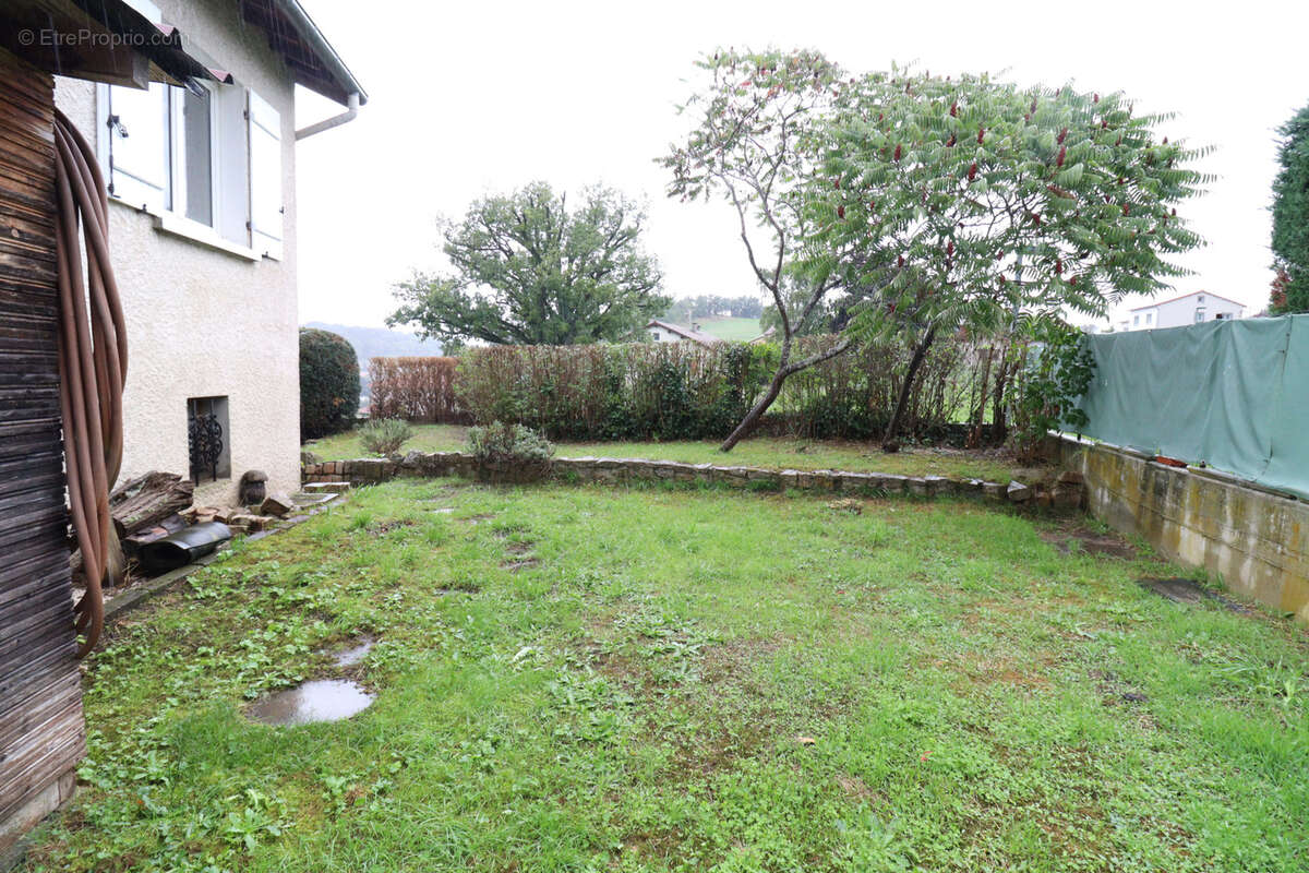 Maison à LE MONTEIL