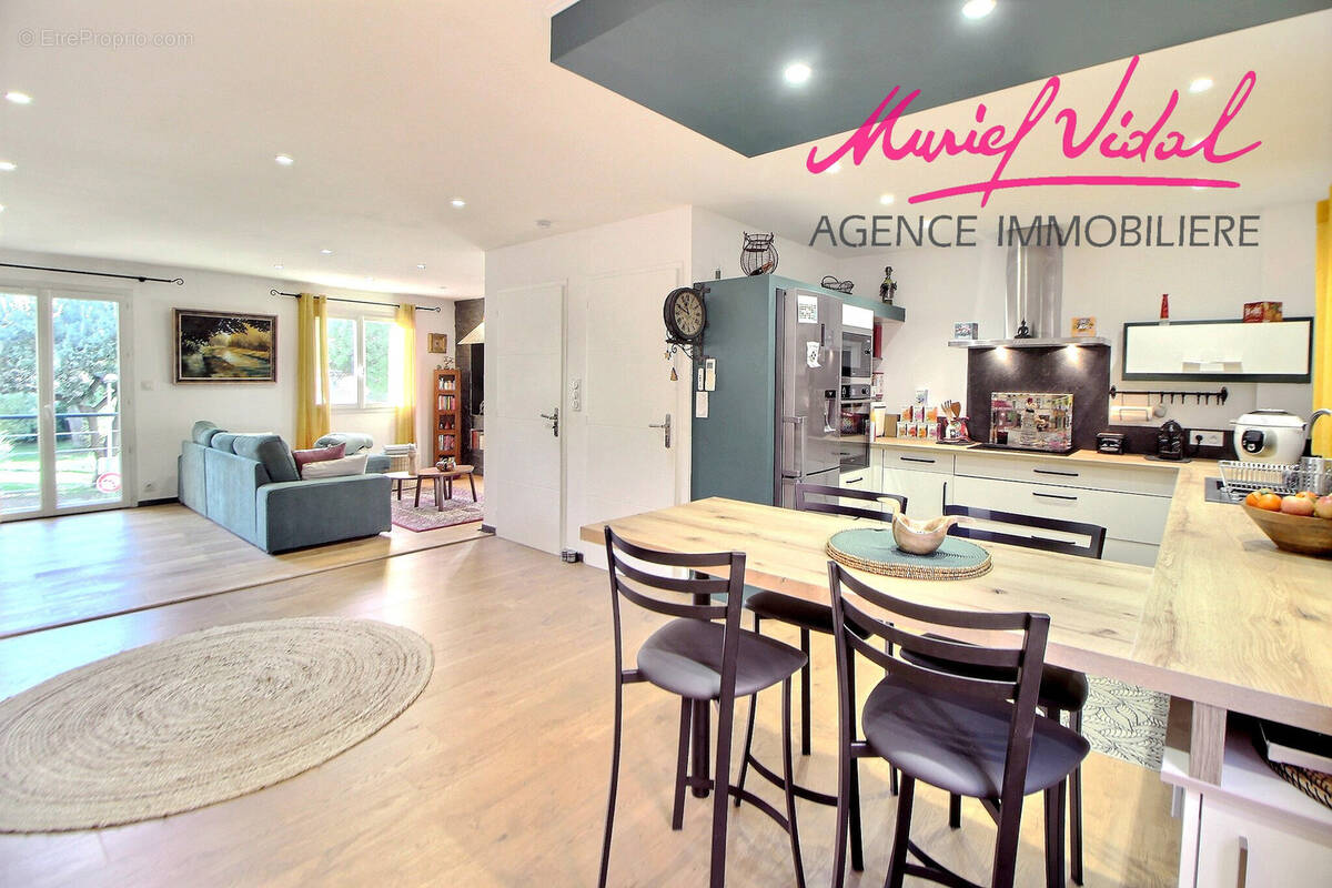 Maison à SAINT-CYPRIEN