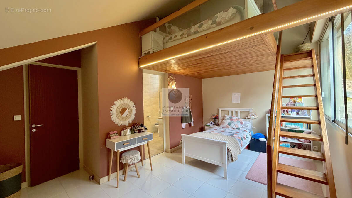 Maison à LORIOL-SUR-DROME