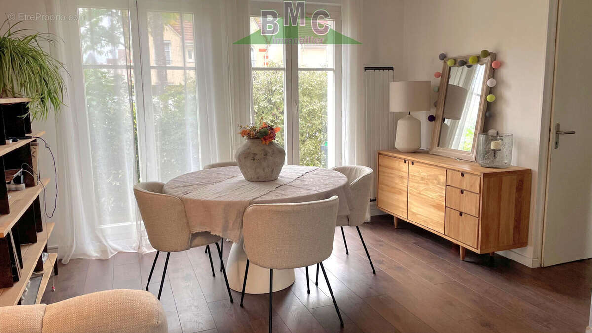 Maison à LE PLESSIS-BOUCHARD