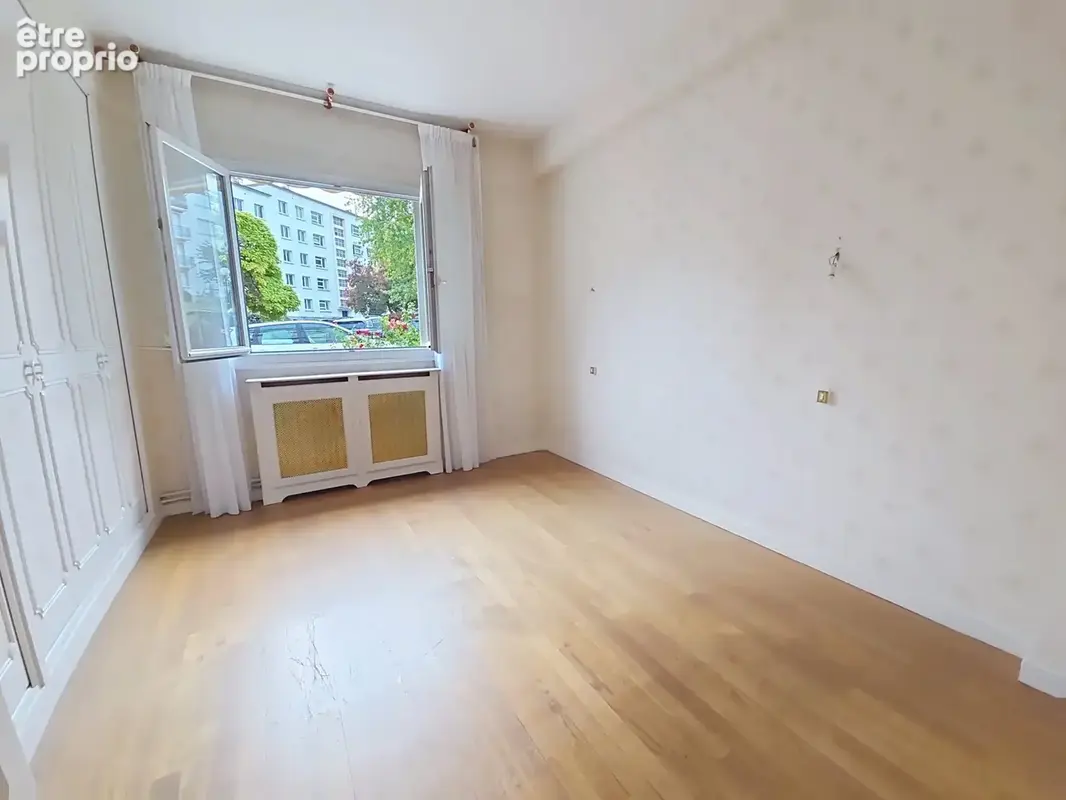 Appartement 3 pièces 80 m² à vendre à Garches (92380) - photo 6