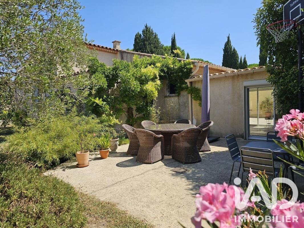 Photo 1 - Maison à CALVISSON