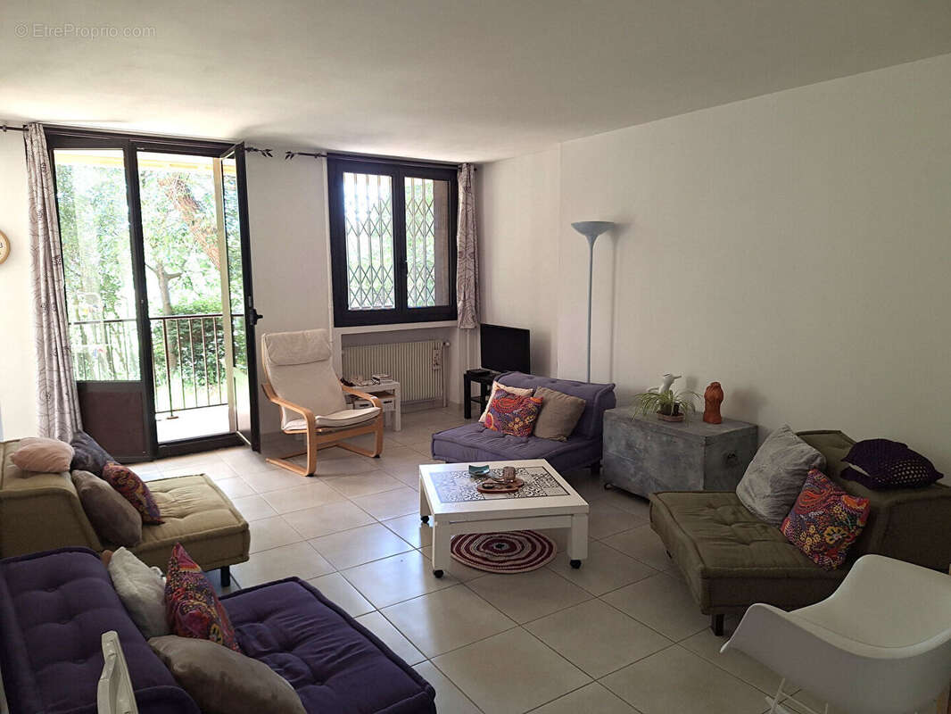 Appartement 4 pièces à vendre à Aix-en-Provence, quartier Tassigny - photo 2