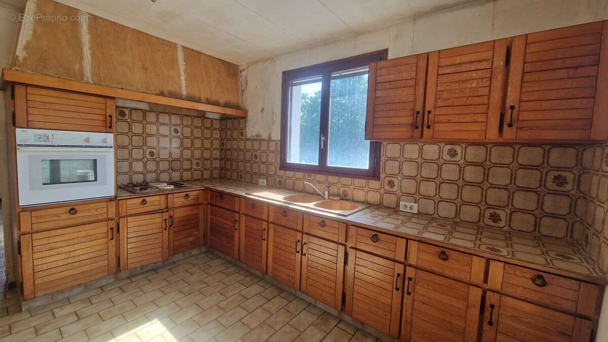 Maison 210 m² à Vallans  - photo 3