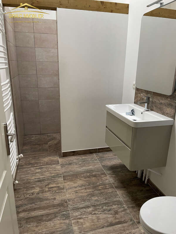 Appartement à CHARLIEU