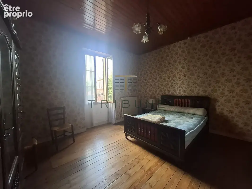 SAINTE COLOMBE EN BRUILHOIS, maison de village de 8 pièces dont 4 chambres - photo 11