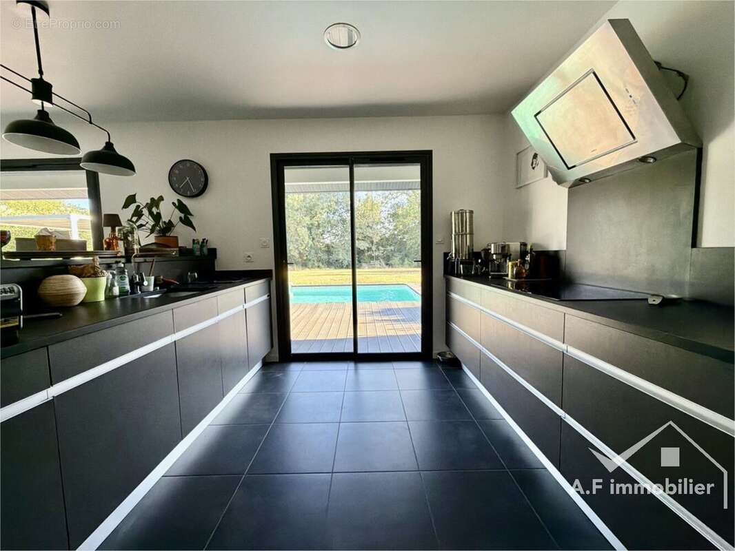 Maison 148 m² à Fontenilles  - photo 5