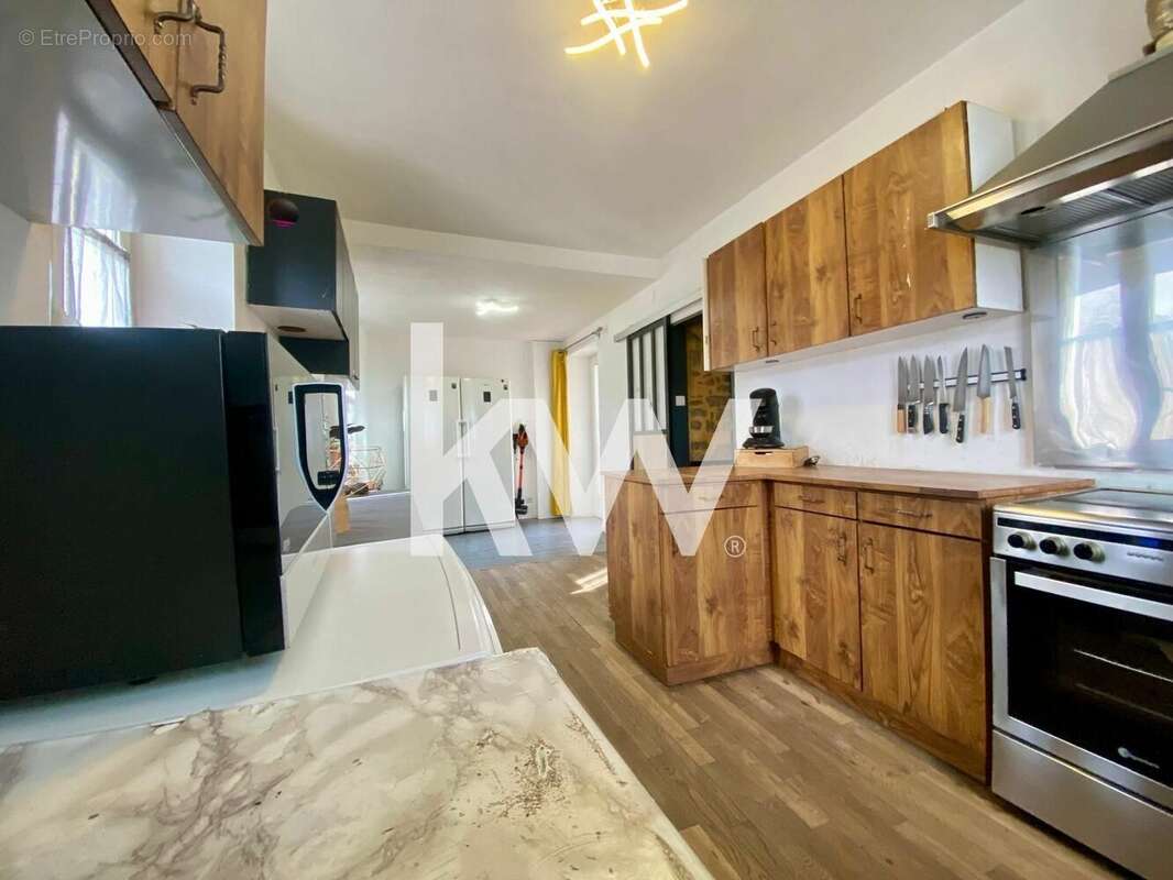 Maison à SAINT-VAURY