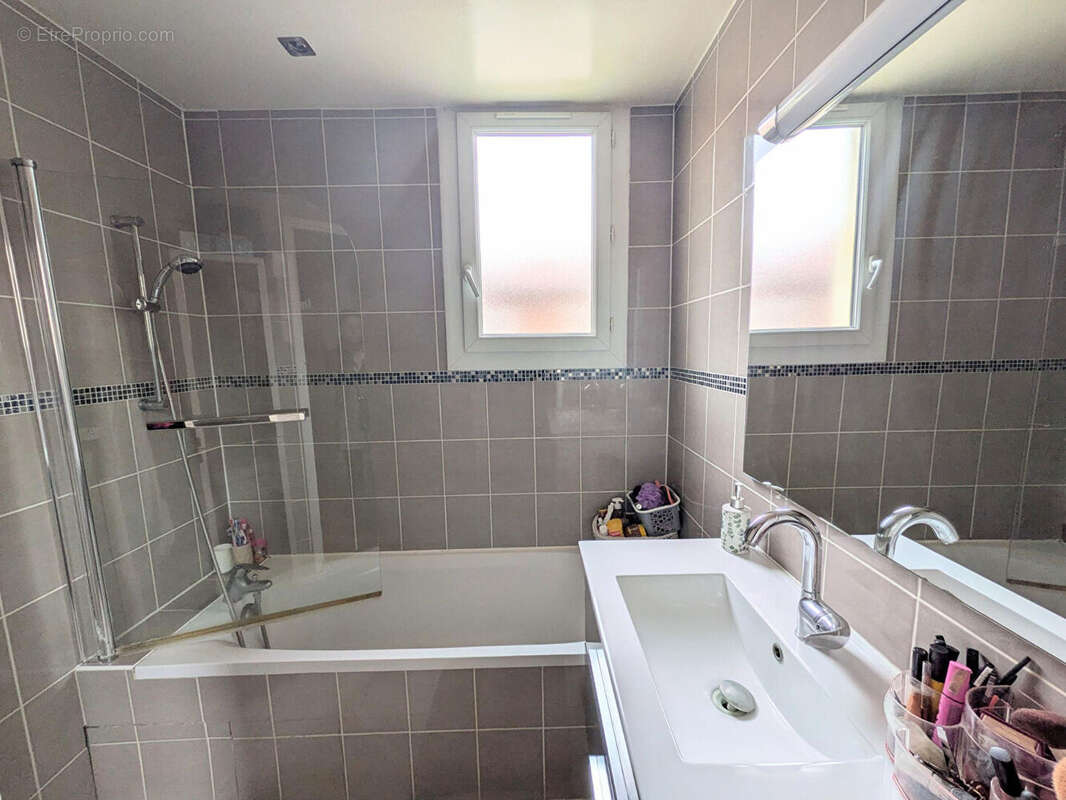 Appartement à VILLEMOMBLE