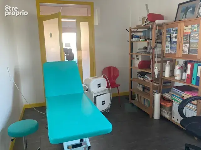 Opportunité d'investissement   Local professionnel avec 8 lots à vendre - photo 7