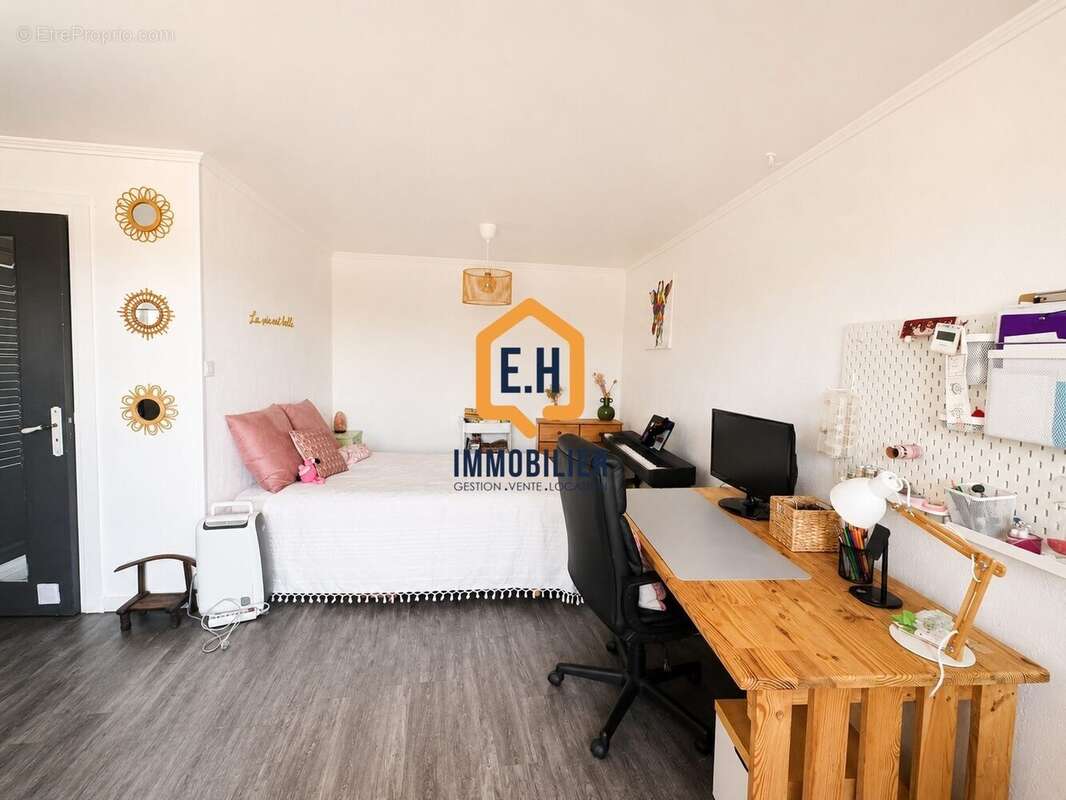 Appartement 72 m² à La Garde  - photo 4
