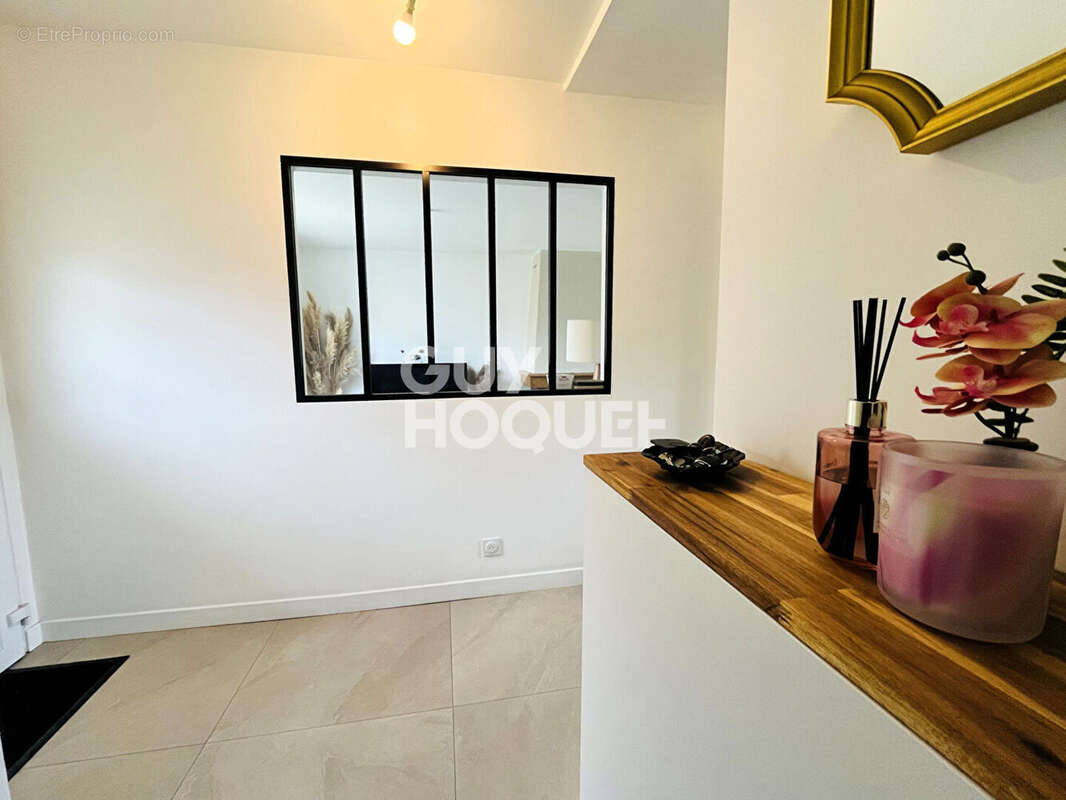 Maison à LE VIVIER-SUR-MER