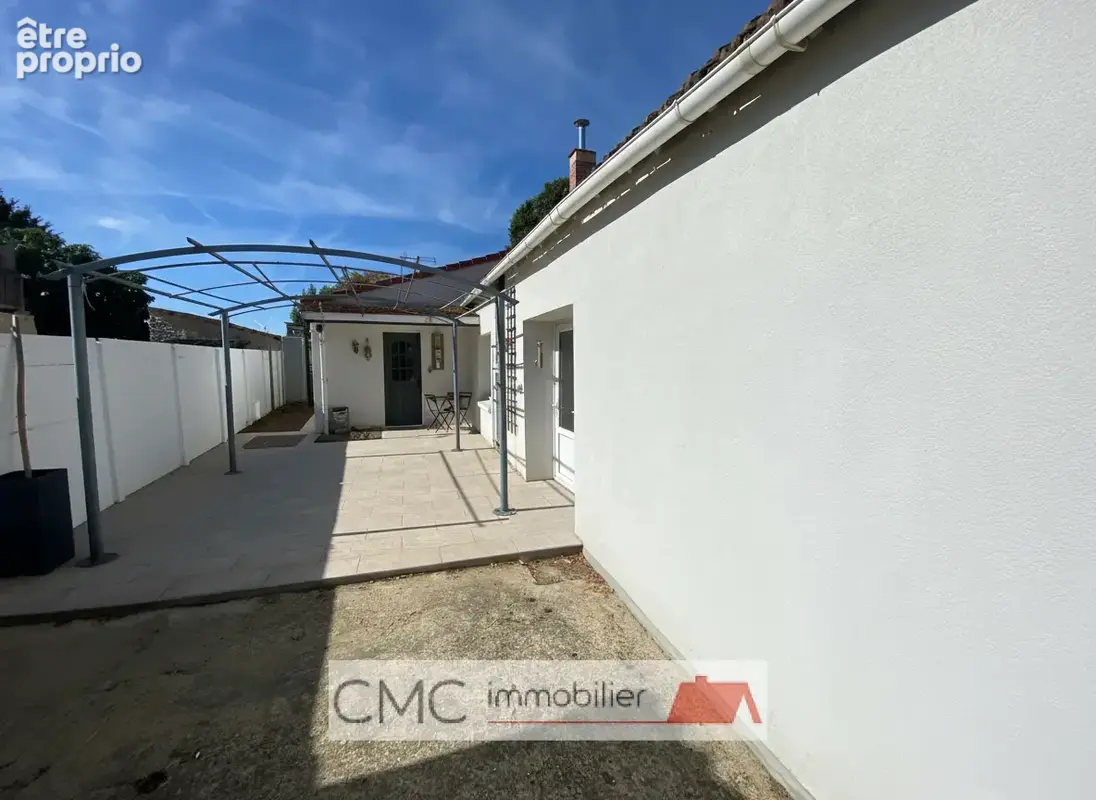 Photo Maison à Beauvilliers au prix de 166 690€