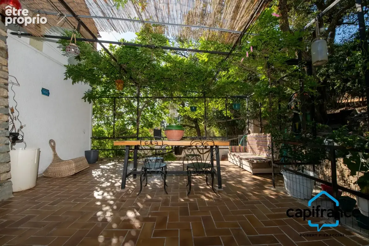 Maison à BORMES-LES-MIMOSAS