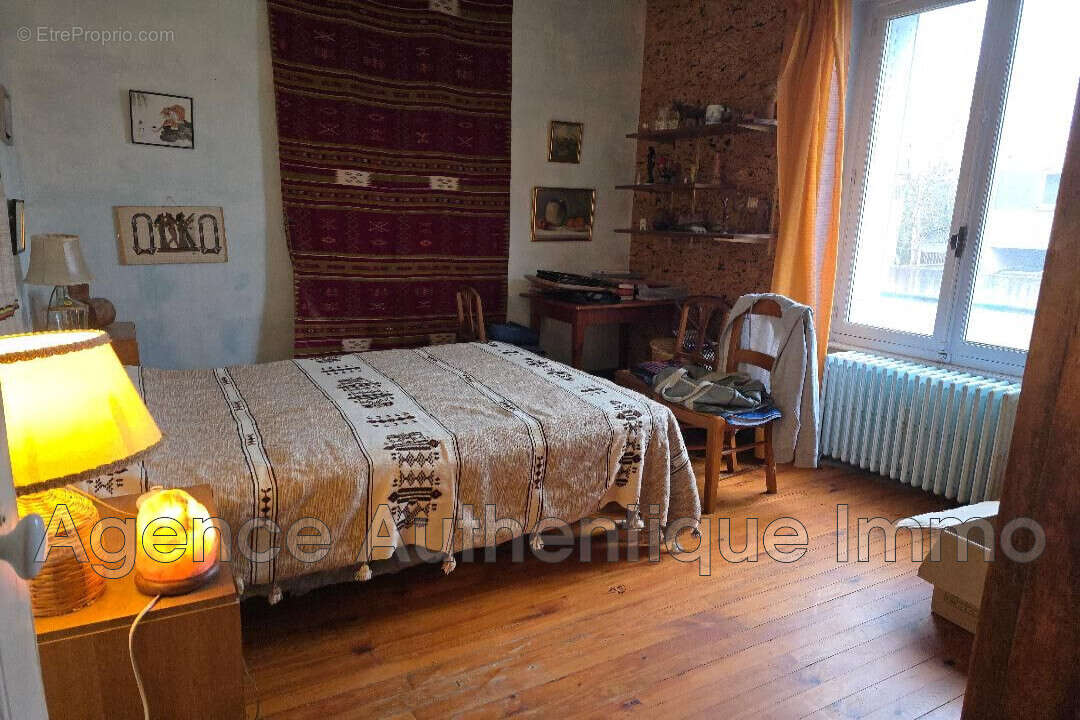 Maison à CLERMONT-FERRAND