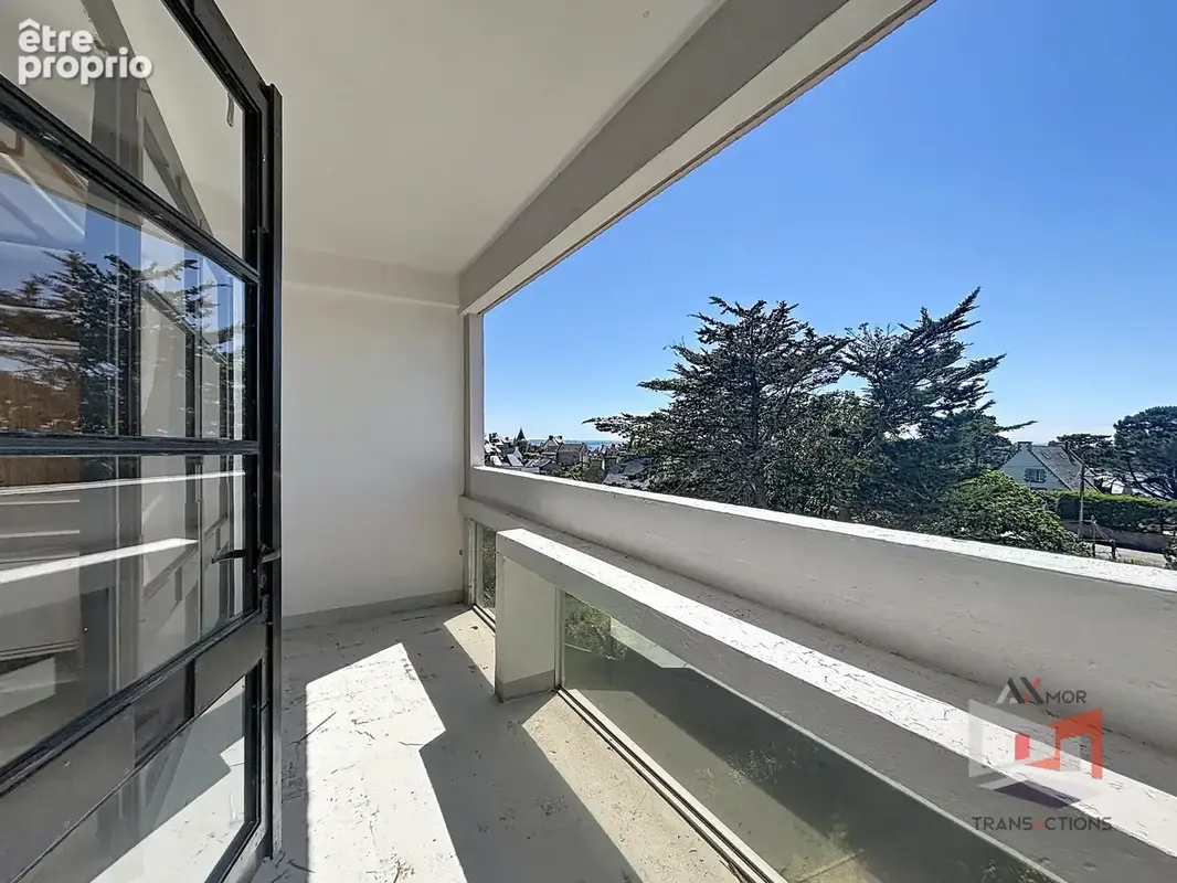 TREBEURDEN : Appartement T2 avec vue mer et proximité commerces - photo 9