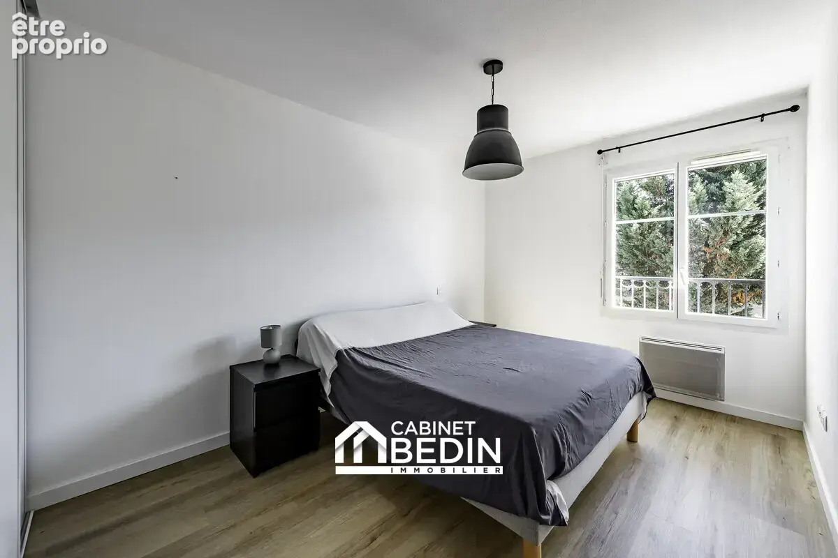 Appartement 58 m² à Saint-Medard-En-Jalles  - photo 8