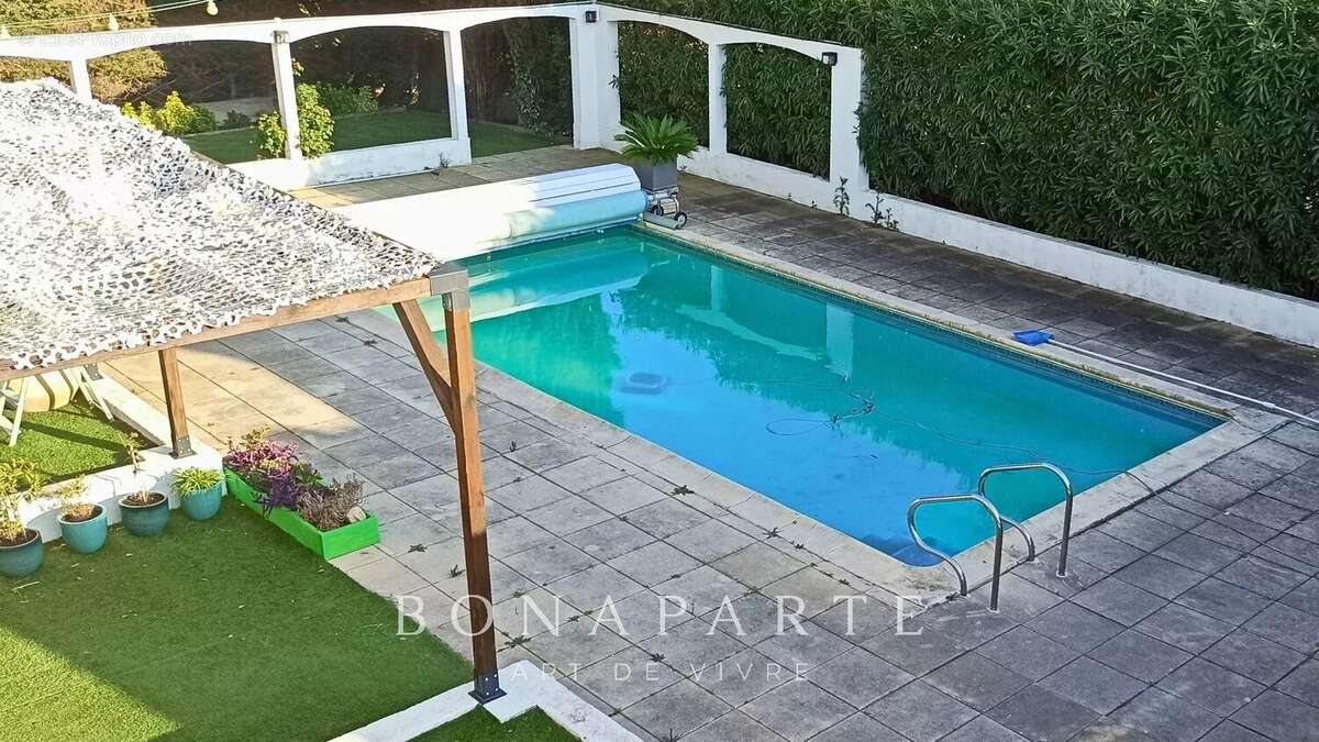 Maison à COLOMBIERS
