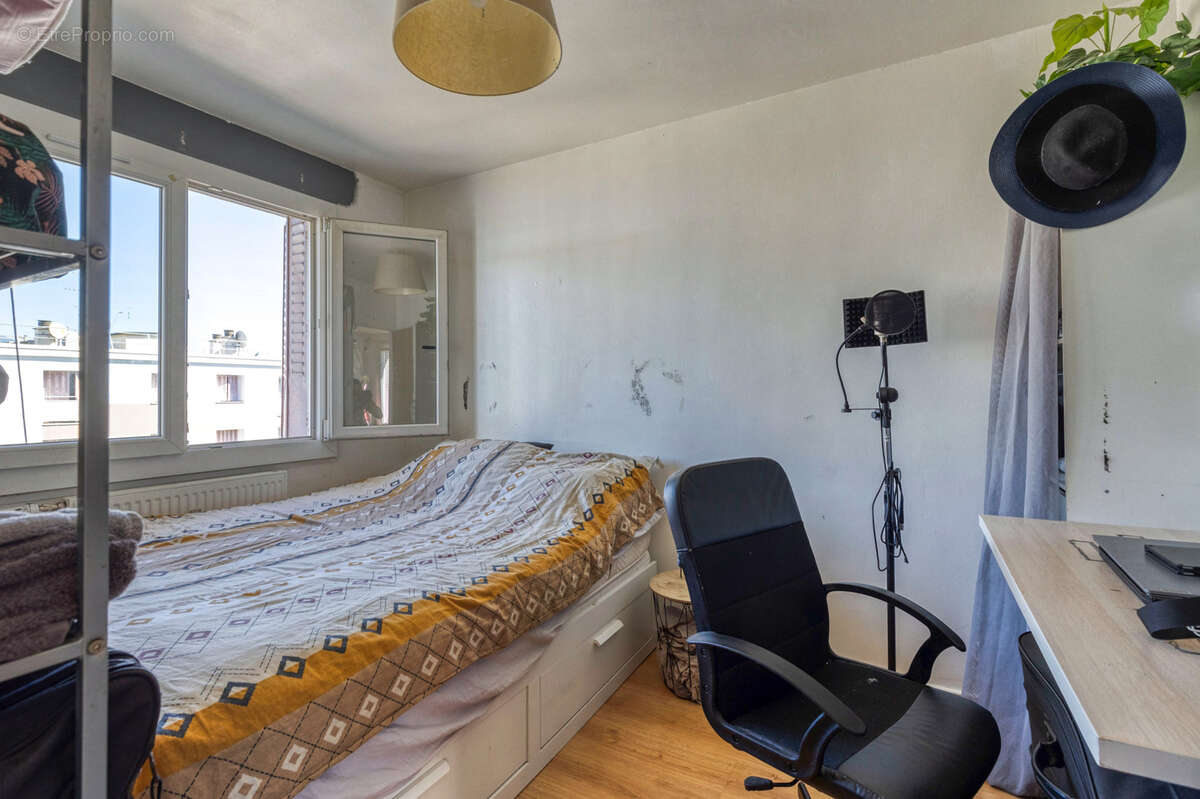 Appartement à SAINT-MARTIN-D&#039;HERES