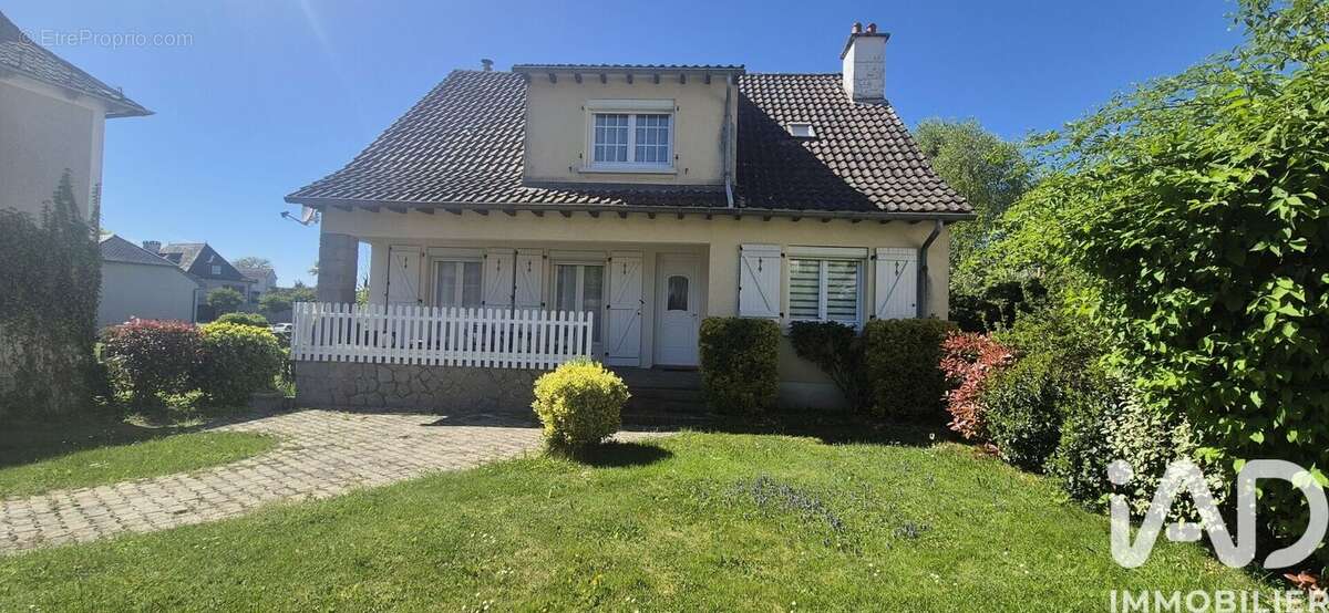 Photo 2 - Maison à LAFEUILLADE-EN-VEZIE