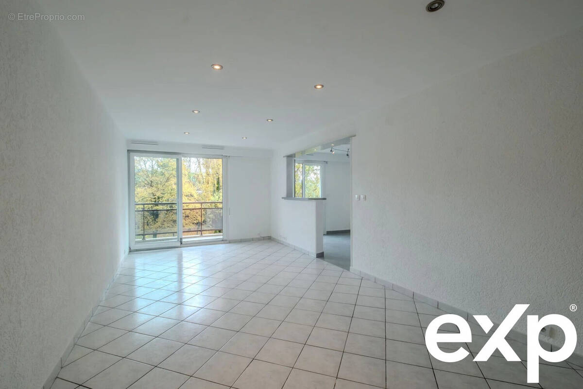 Appartement à DOUVAINE