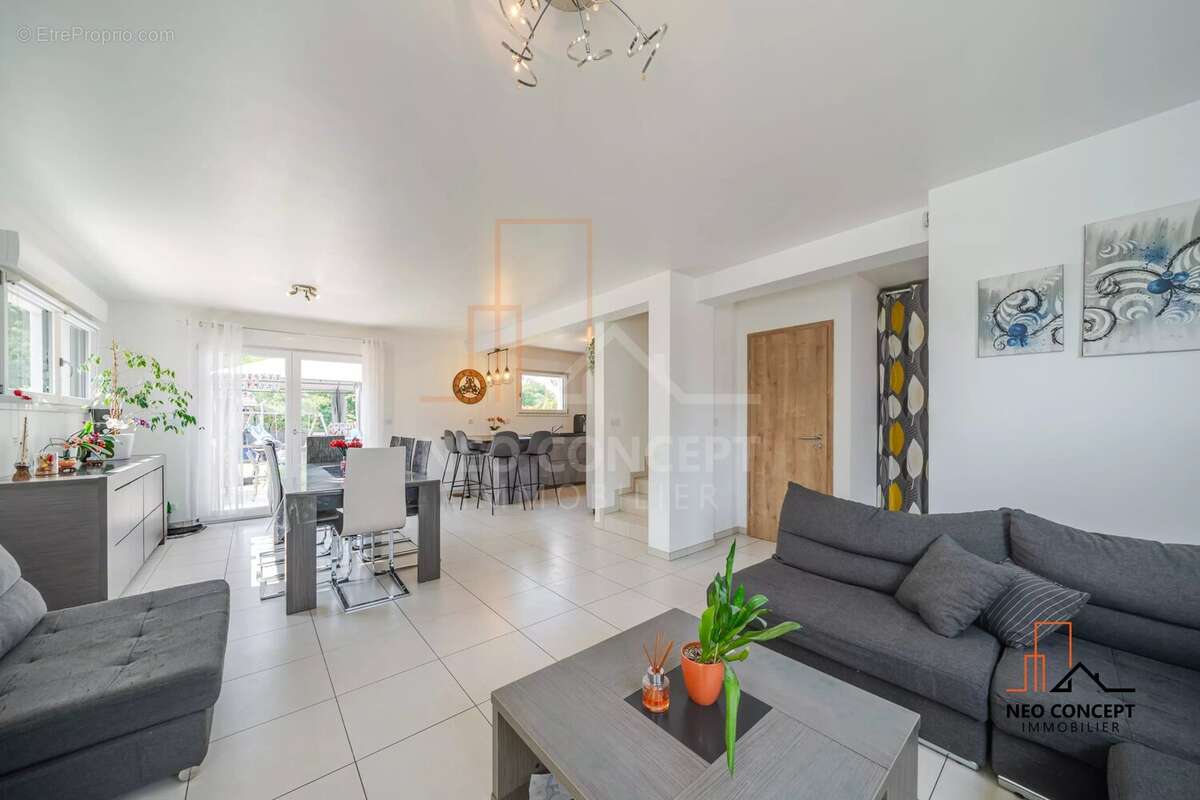 * OBERHOFFEN - Très belle maison moderne sous garantie décennale encore ! * - photo 2