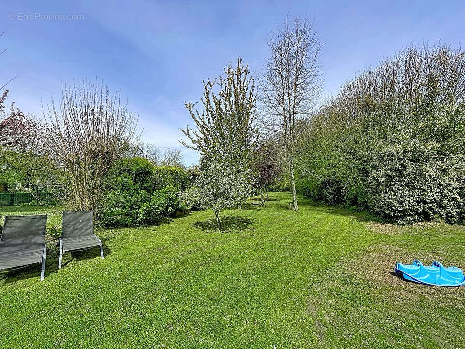 Maison à JULLOUVILLE