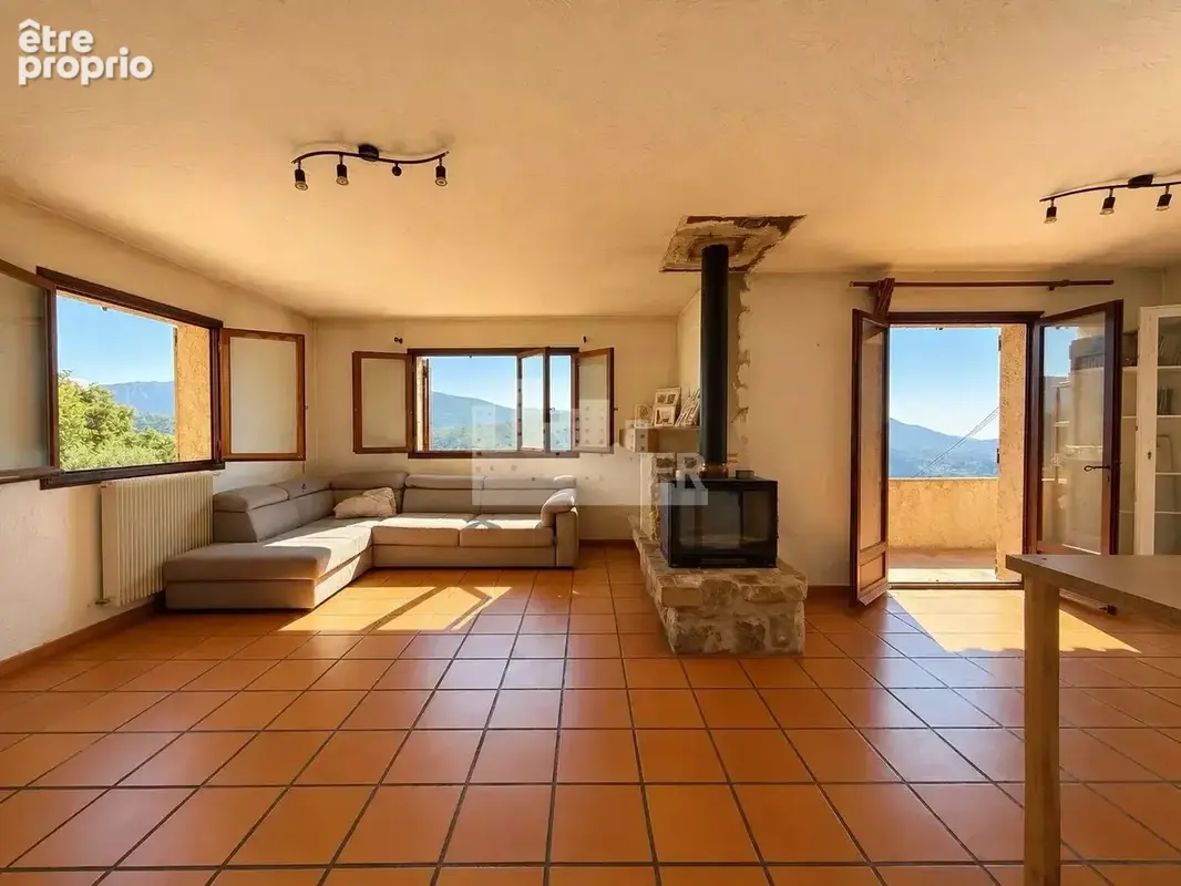 Bonson – villa individuelle 224 m² – 2 logements indépendants – vue panoramique - photo 6