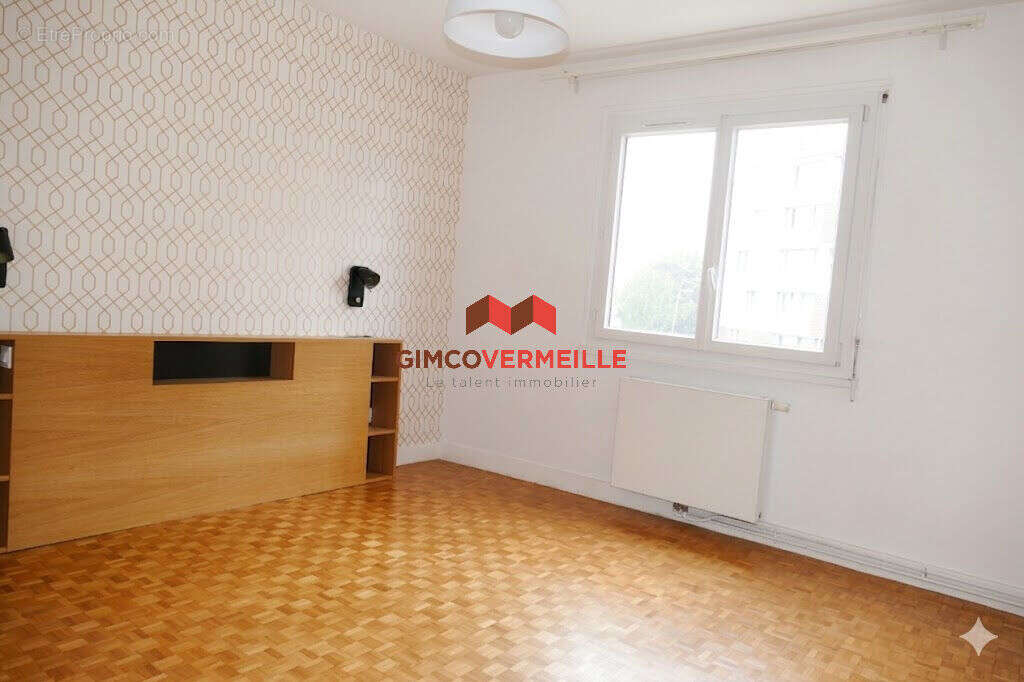 Appartement à RUEIL-MALMAISON