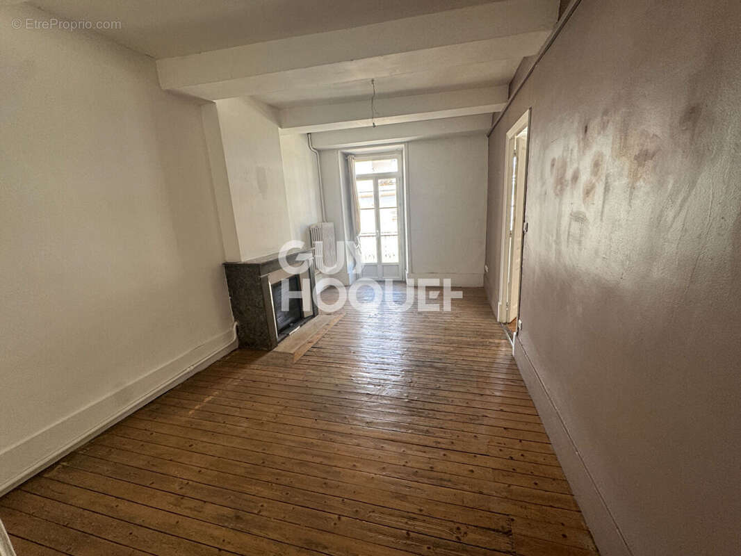Appartement à AUBENAS