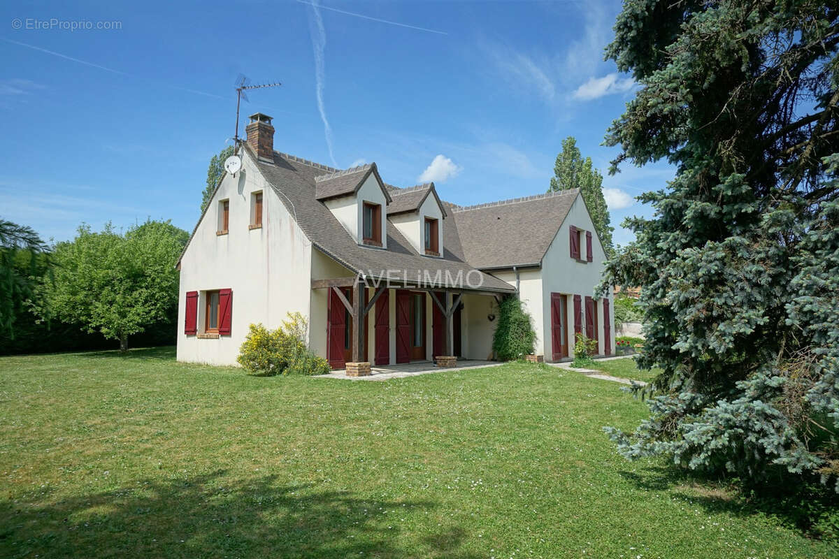 Maison à ORGERUS