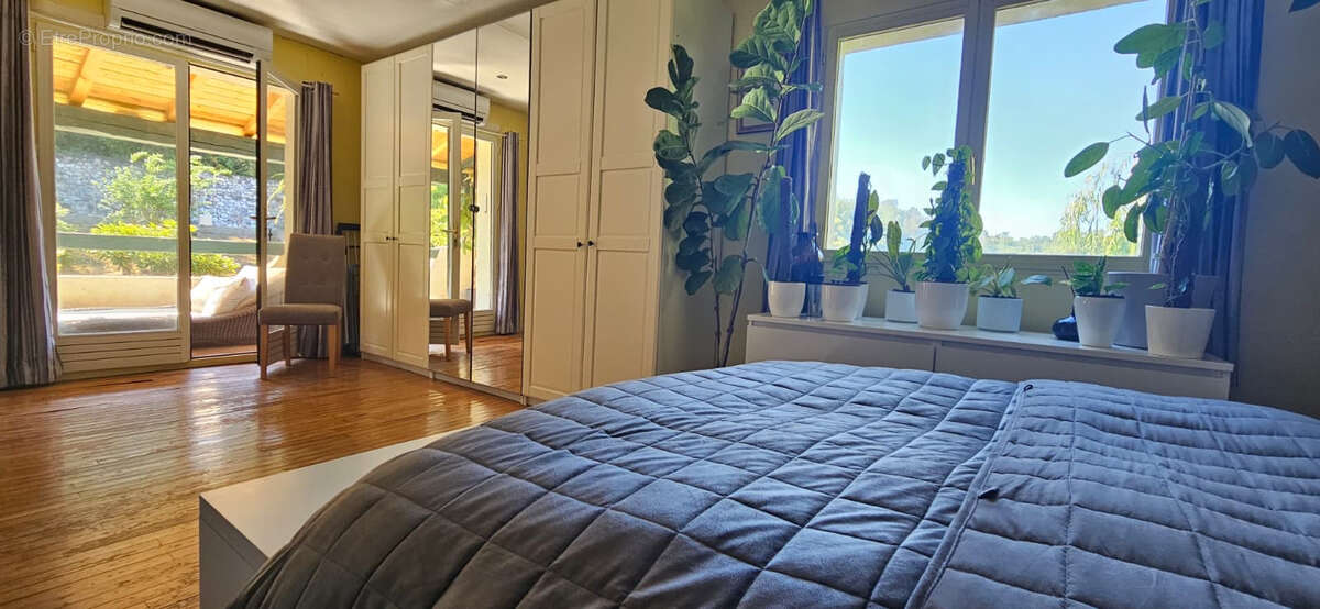 Maison 105m² à la gaude - photo 5