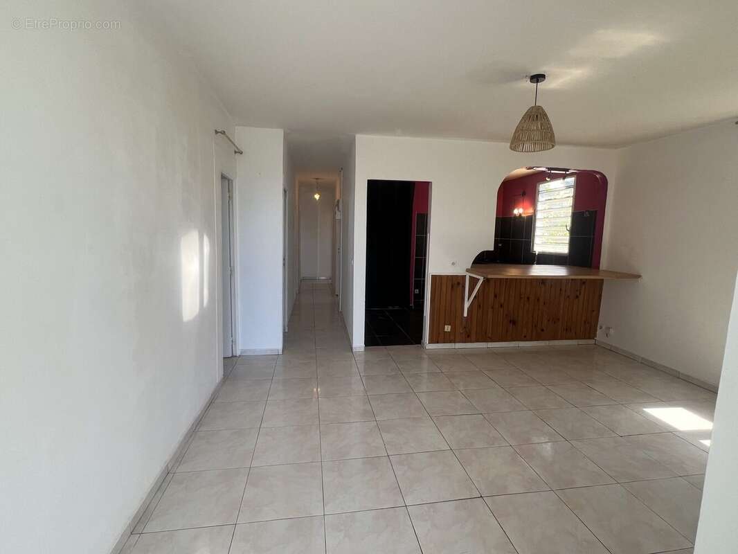 Appartement à LE MOULE